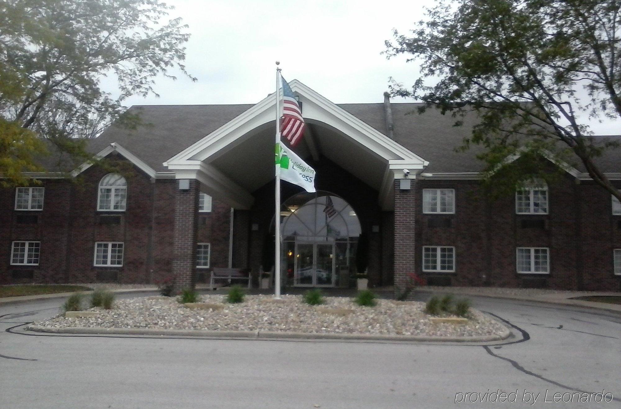 Holiday Inn Express Des Moines-At Drake University, An Ihg Hotel Exterior photo